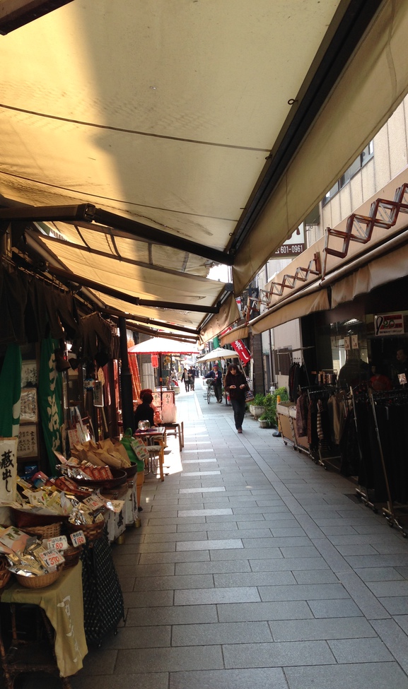 Hallway outside of the teahouse.