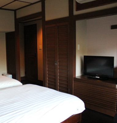 Traditional beds if you prefer them over the futons.