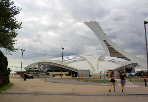 Montreal--outside-s111-r2