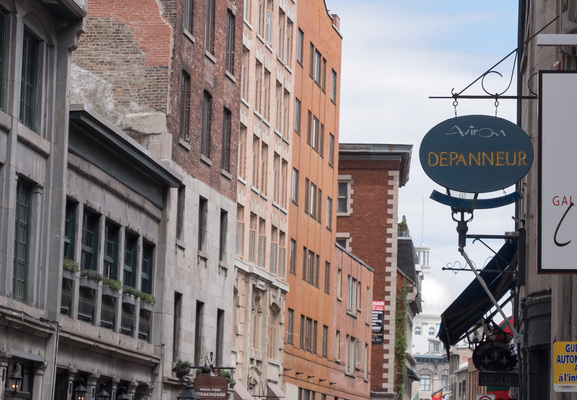 Montreal--streets-s082-r3