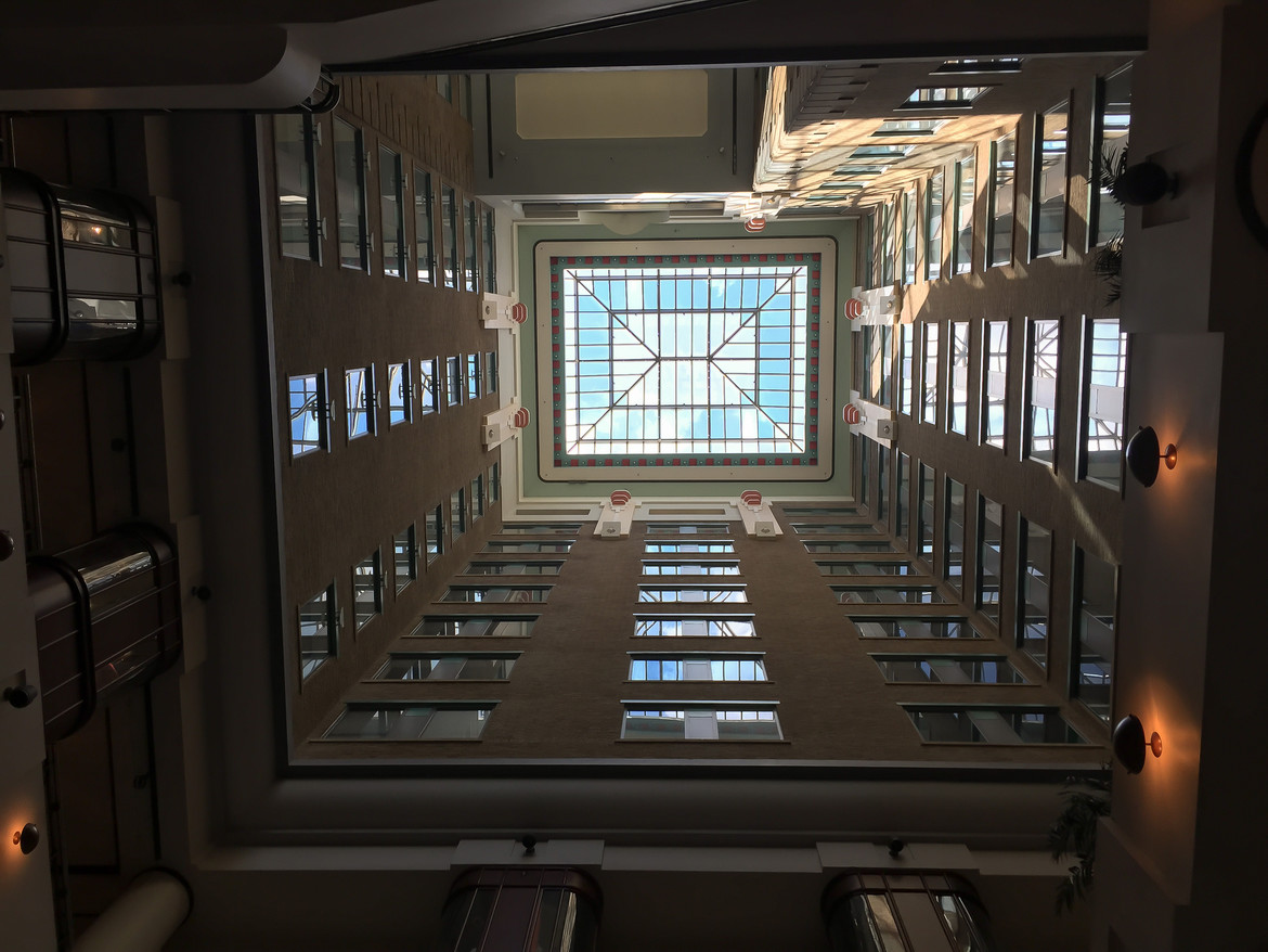 Montreal--underground_montreal-s121-r4