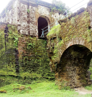 Panama--downstairs-s072-r3