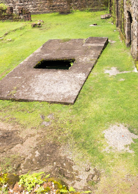 Panama--downstairs-s084-r2