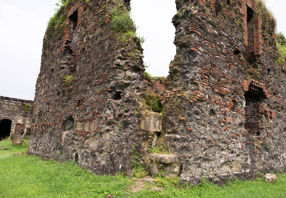 Panama--downstairs-s086-r4