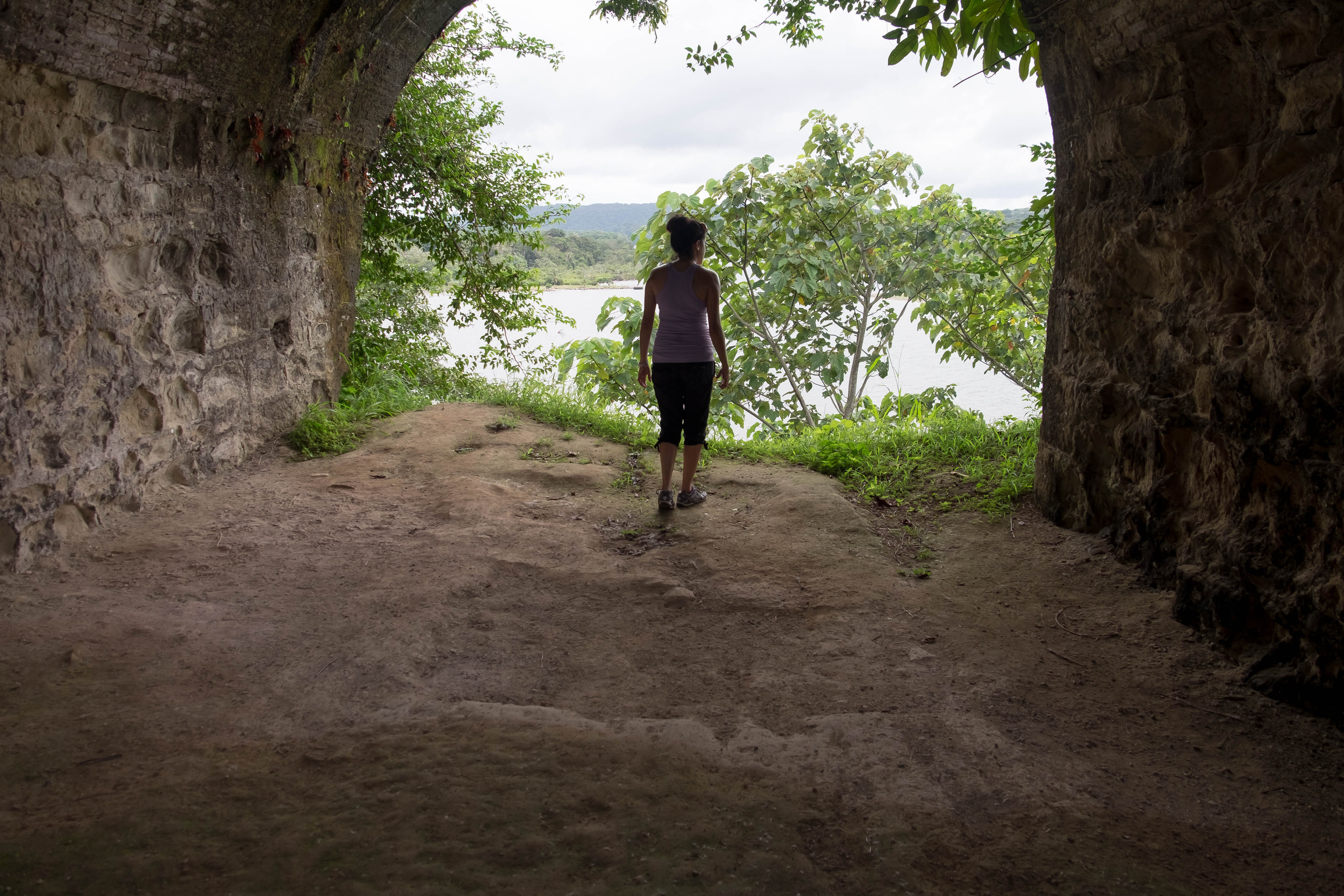 Panama--inside-s092-r5