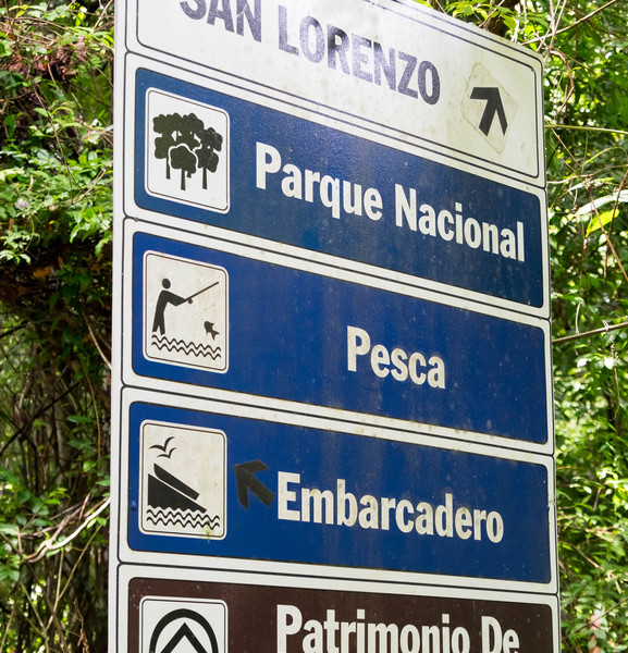 Panama--san_lorenzo_walk-s060-r3