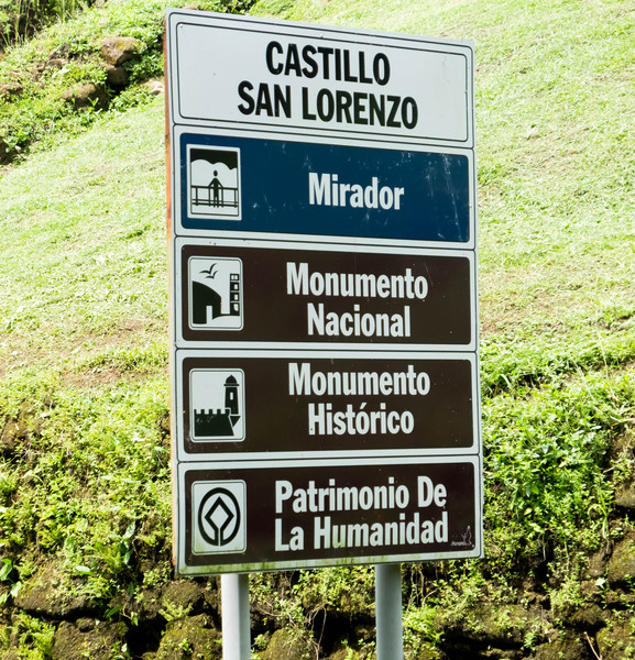 Panama--san_lorenzo_walk-s070-r3