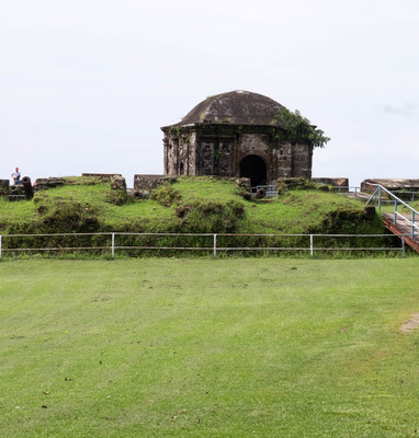 Panama--upstairs-s071-r2