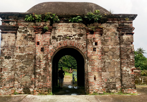 Panama--upstairs-s074-r4