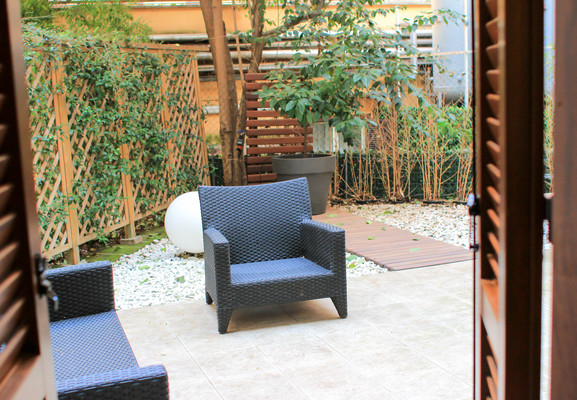 Outside Area (by Marilyn)