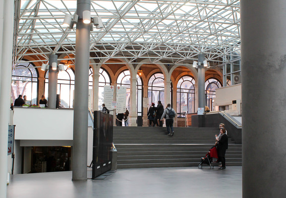 Vatican Museum Entrance (by Marilyn)